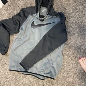 nike hoodie